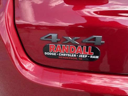 Used 2025 Jeep Compass Latitude w/ Altitude Special Edition AWD/4WD image 38