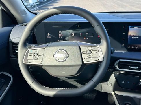 Used 2026 Nissan Sentra SL w/ Floor Mat Package FWD image 7