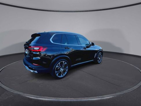 Used 2023 BMW X5 xDrive40i w/ Premium Package image 8