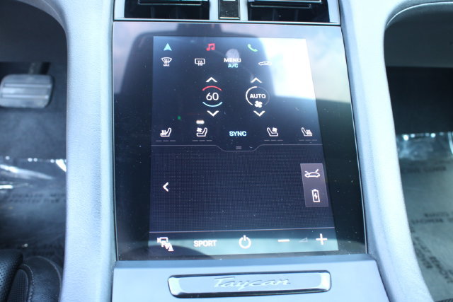 Used 2020 Porsche Taycan 4S AWD/4WD image 32