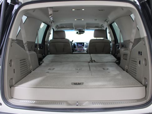 Used 2015 GMC Yukon SLT AWD/4WD image 25