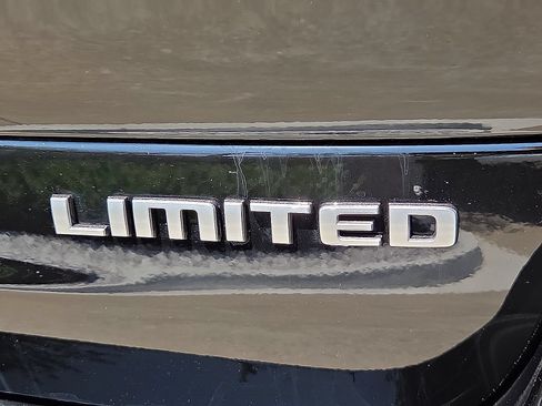 Used 2026 Jeep Grand Cherokee L Limited w/ MOPAR Finishing Package AWD/4WD image 9