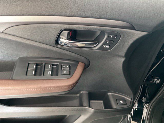Certified 2025 Honda Ridgeline RTL image 6
