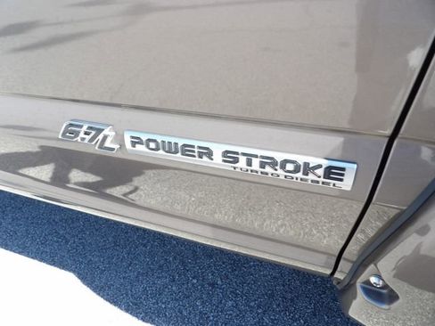 Used 2020 Ford F250 Limited image 11