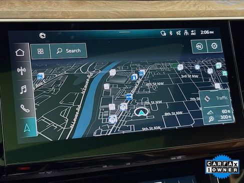 Used 2022 Audi e-tron Premium w/ Convenience Plus Package image 13