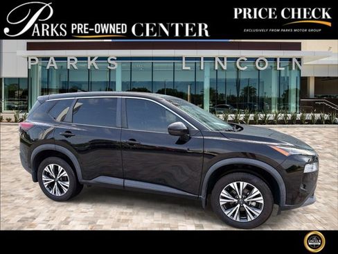 Used 2022 Nissan Rogue SV FWD image 1