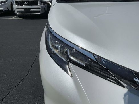 Used 2023 Toyota Sienna XLE image 16