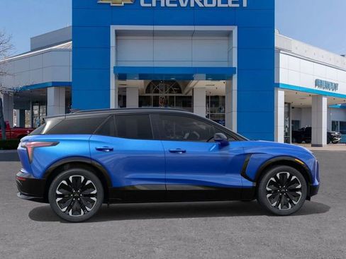 New 2026 Chevrolet Blazer EV RS image 5