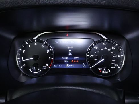 Used 2024 Nissan Frontier SV w/ SV Convenience Package image 17