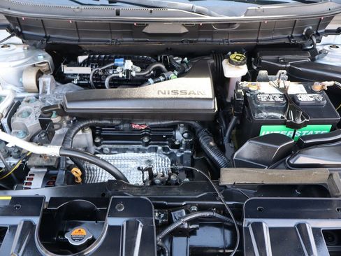 Used 2015 Nissan Rogue S AWD/4WD image 38
