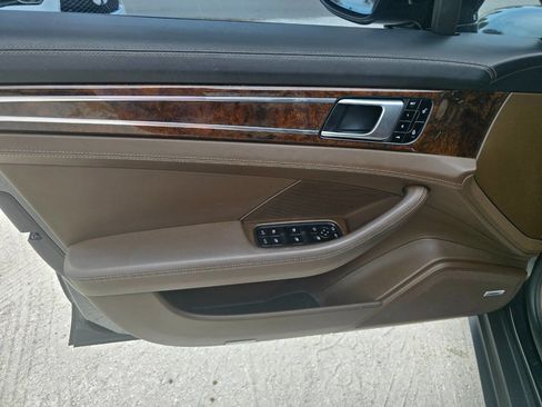 Used 2017 Porsche Panamera Turbo w/ Sport Package image 14