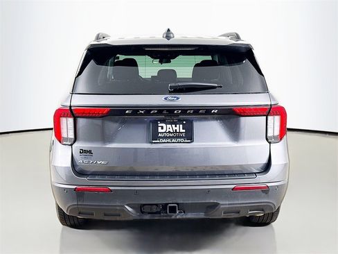 Used 2025 Ford Explorer Active image 14