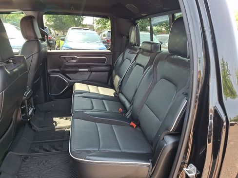 Used 2025 RAM 1500 Laramie w/ Sport Appearance Package AWD/4WD image 10