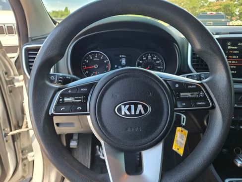 Used 2021 Kia Sportage LX FWD image 22
