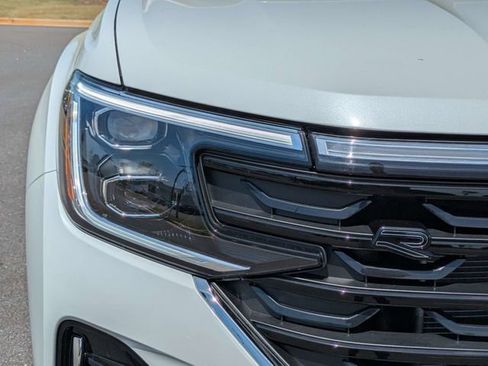 New 2026 Volkswagen Atlas SEL Premium R-Line AWD/4WD image 10