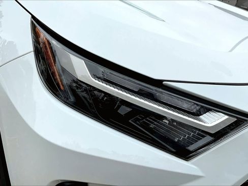 Certified 2025 Toyota RAV4 LE image 24