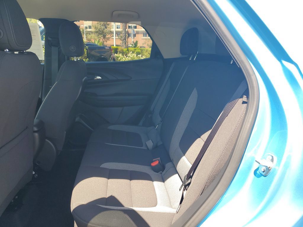 Used 2026 Chevrolet TrailBlazer LT FWD image 13