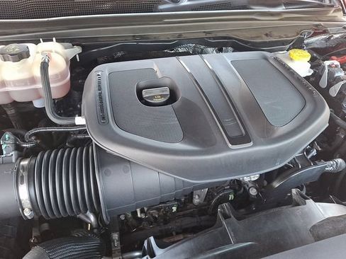 Used 2025 RAM 1500 Big Horn AWD/4WD image 28