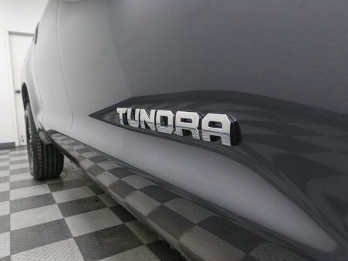 Used 2016 Toyota Tundra SR5 image 8