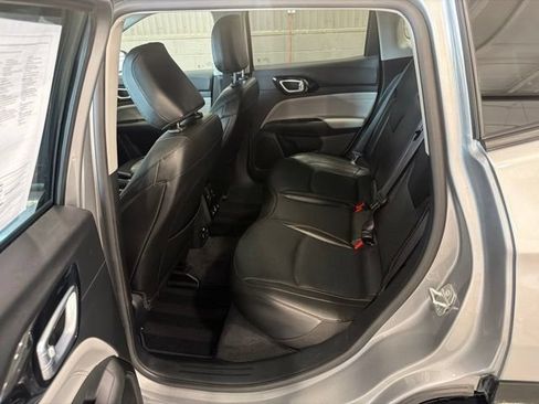 Used 2022 Jeep Compass Limited w/ Elite Group AWD/4WD image 10