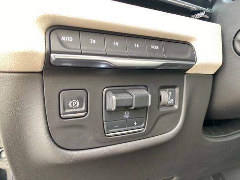 Used 2025 Cadillac Escalade Sport image 42