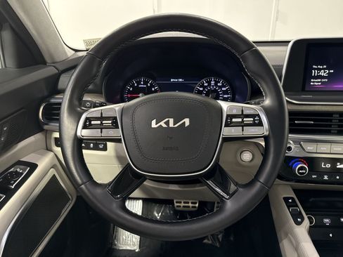 Used 2022 Kia Telluride SX w/ SX Prestige Package AWD/4WD image 17