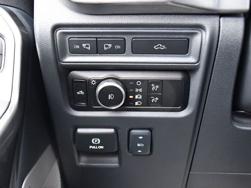 Used 2023 Ford F150 Lariat w/ Equipment Group 502A High image 28