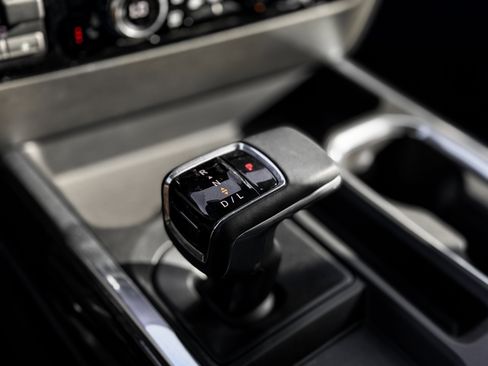 Certified 2023 GMC Sierra 1500 Elevation w/ Elevation Premium Package image 15