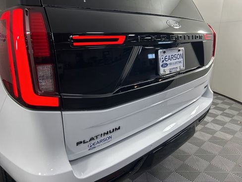 New 2025 Ford Expedition Max Platinum w/ Stealth Performance Package image 8