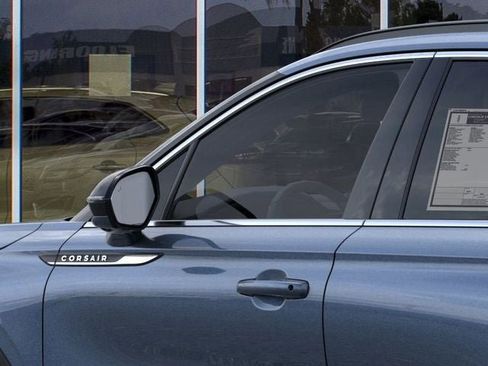 New 2026 Lincoln Corsair Premiere image 20