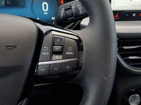 Certified 2023 Ford Escape Platinum image 18