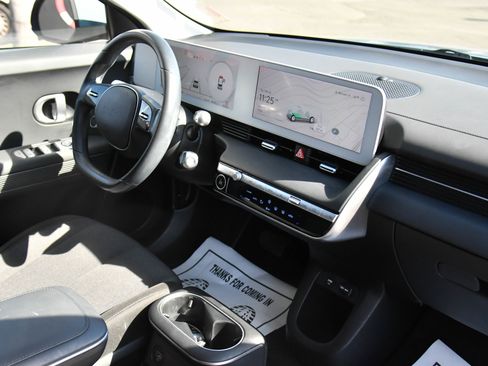 Used 2024 Hyundai Ioniq 5 SE RWD image 45