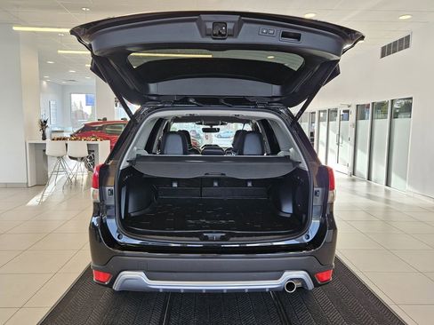 Used 2023 Subaru Forester Touring image 9