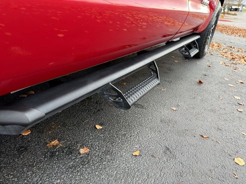 Used 2020 Toyota Tundra SR5 image 9