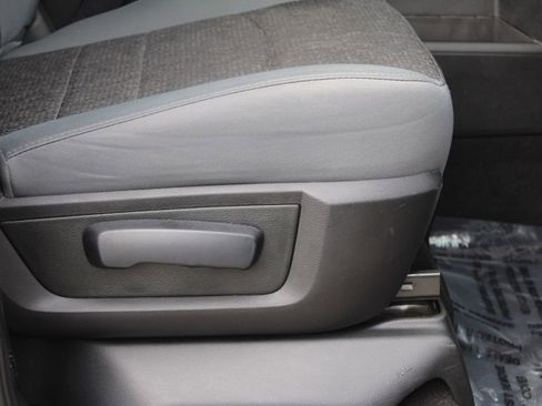 Used 2018 RAM 1500 Big Horn image 18