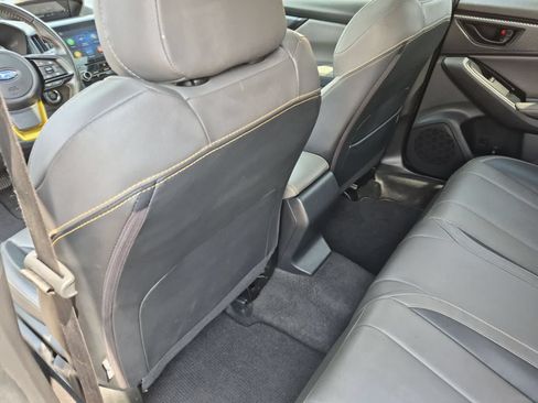 Used 2021 Subaru Crosstrek 2.5i Sport w/ Moonroof Package AWD/4WD image 18