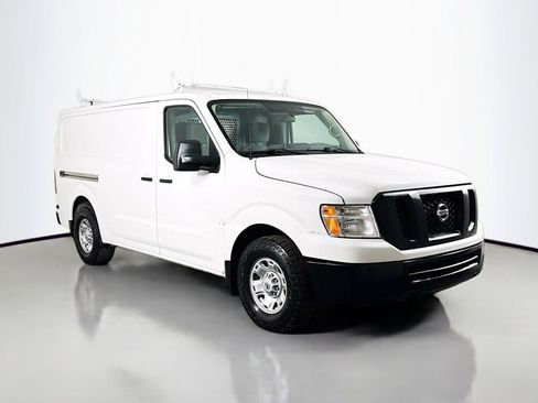 Used 2021 Nissan NV 2500 SV image 7