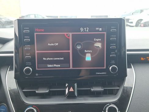 Used 2021 Toyota Corolla LE FWD image 12