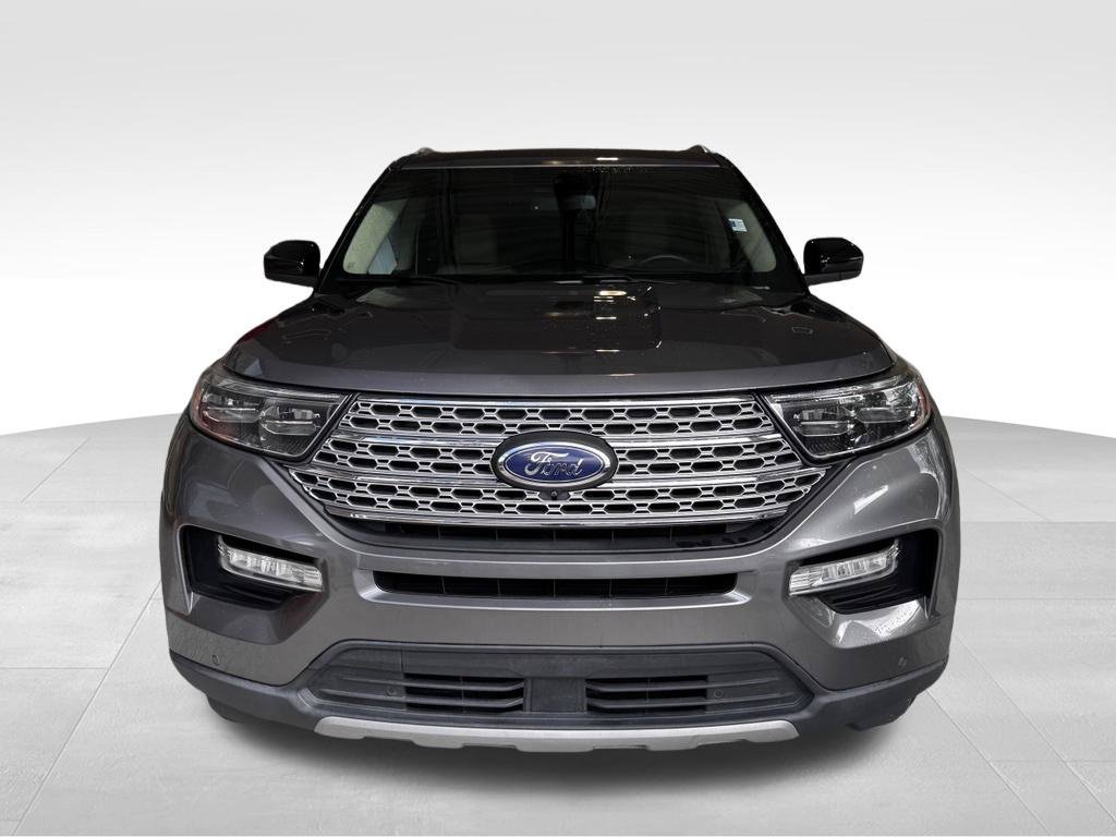Used 2022 Ford Explorer Limited AWD/4WD image 2