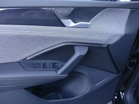 New 2026 Volkswagen Tiguan S image 11