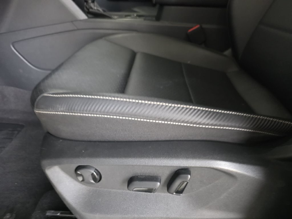 Used 2023 Volkswagen Atlas Cross Sport SE FWD image 28