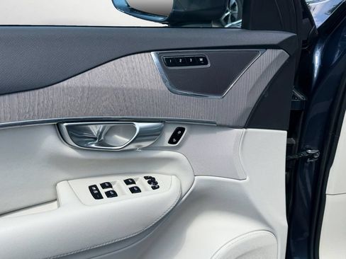 Certified 2023 Volvo XC90 B6 Plus AWD/4WD image 15