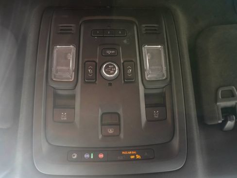 Used 2023 Cadillac Escalade Premium Luxury RWD image 25