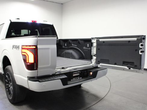 Used 2025 Ford F150 Platinum w/ FX4 Off-Road Package AWD/4WD image 14