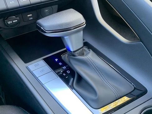 New 2026 Hyundai Elantra SE FWD image 17