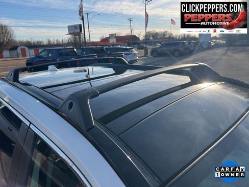 Used 2021 Toyota RAV4 Limited image 11