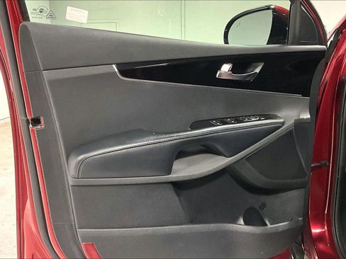 Used 2019 Kia Sorento EX image 19