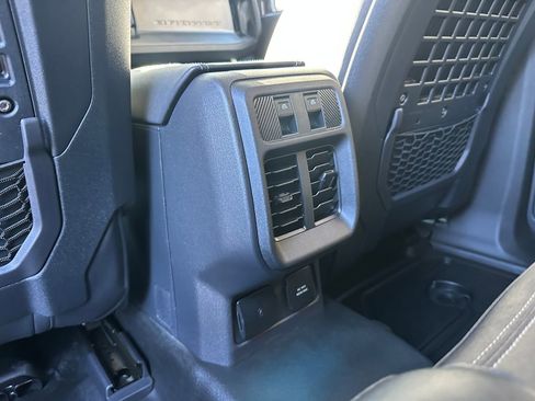 New 2025 Ford Bronco Badlands image 59