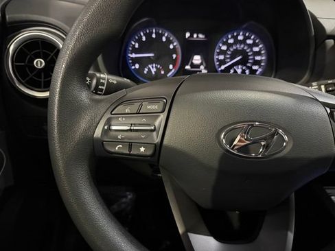 Used 2022 Hyundai Kona SEL AWD/4WD image 14