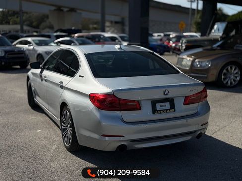 Used 2018 BMW 530e w/ Premium Package 2 image 4
